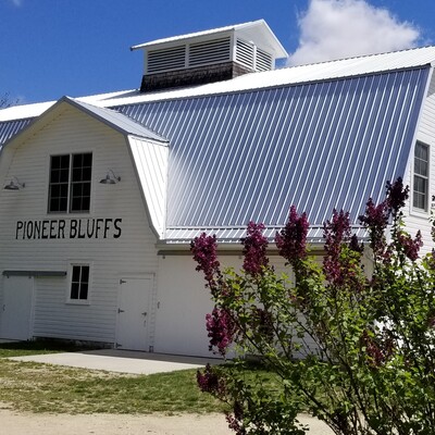 Beautiful 1915 multifunctional barn